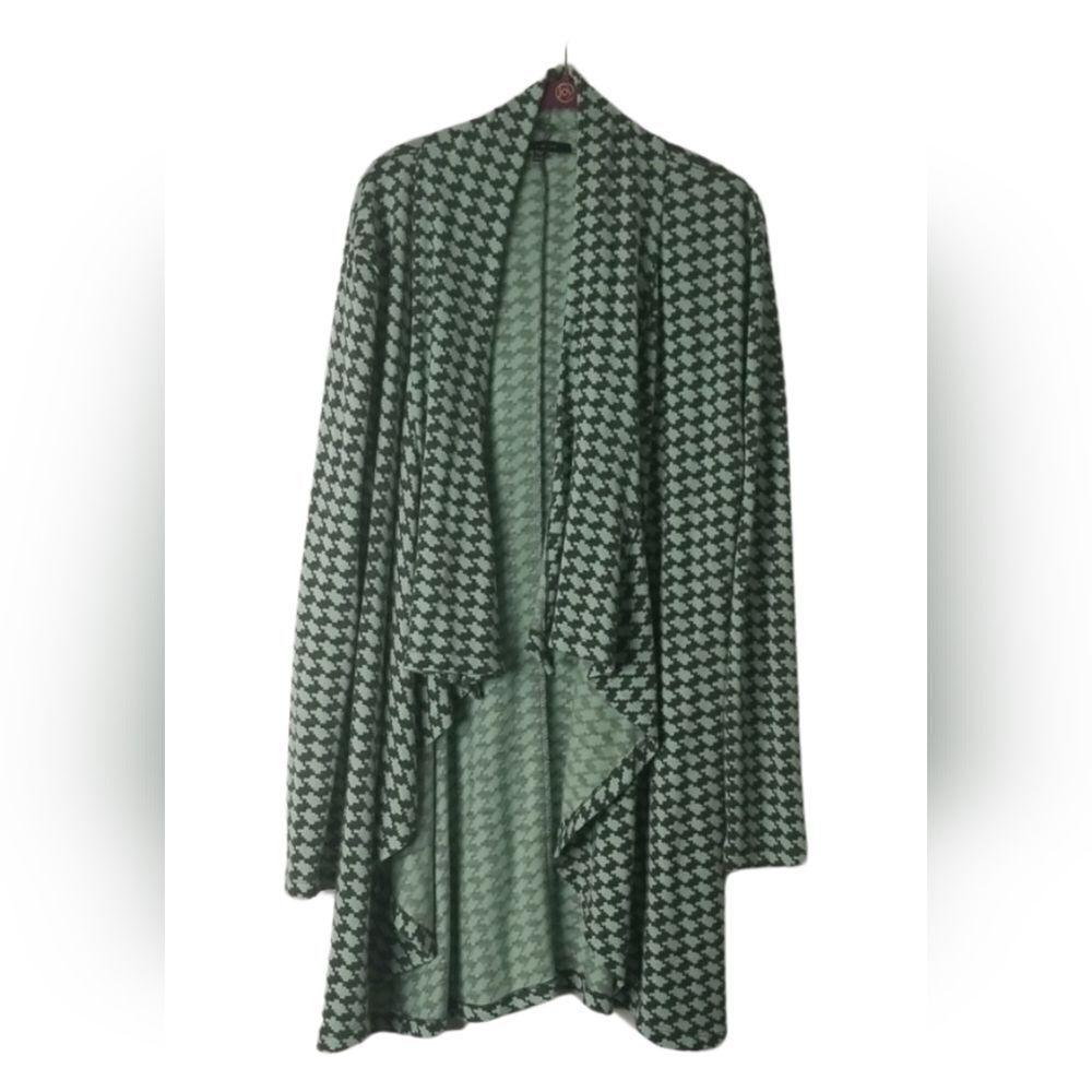 Elegant Green Patterned Women's Sweater